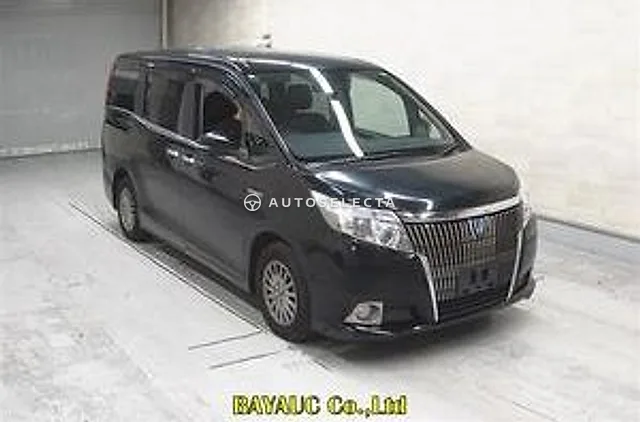 Toyota Esquire 2015, auction grade 3.5