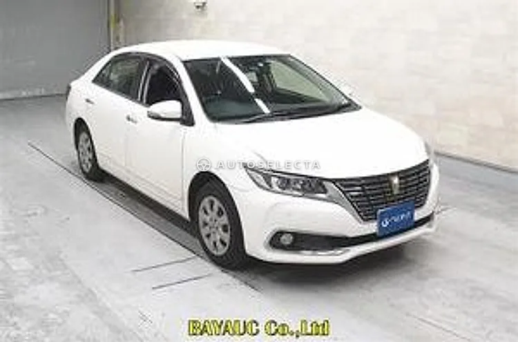 Toyota Premio 2018, photo 1 of 1