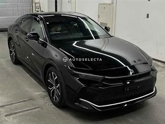 Toyota Crown Crossover 2023, auction grade 4