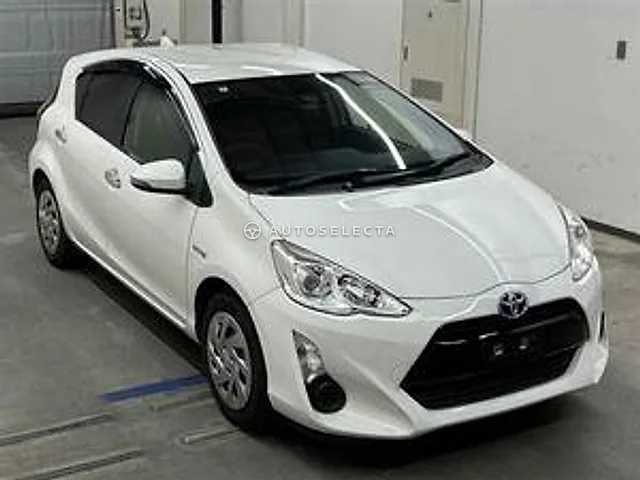 Toyota Aqua 2016, auction grade 3.5