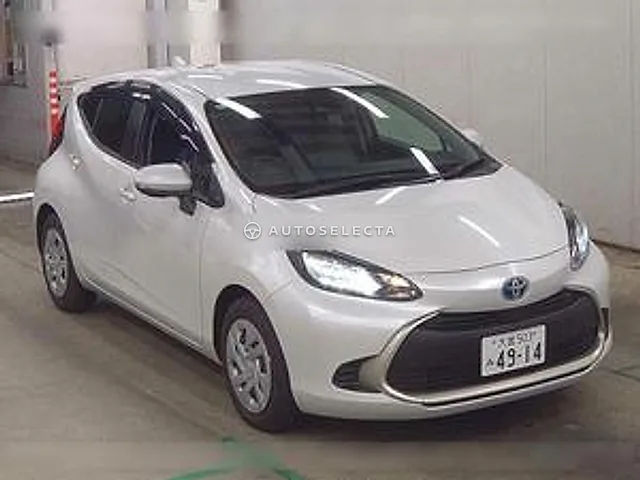 Toyota Aqua 2025, auction grade 4.5