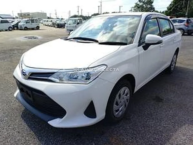 Toyota Corolla Axio 2021, auction grade 4