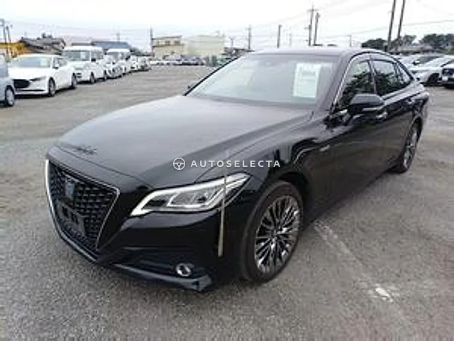 Toyota Crown 2019, auction grade 3.5