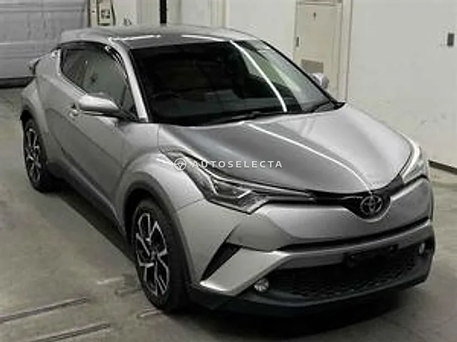 Toyota C-HR 2017, auction grade 4