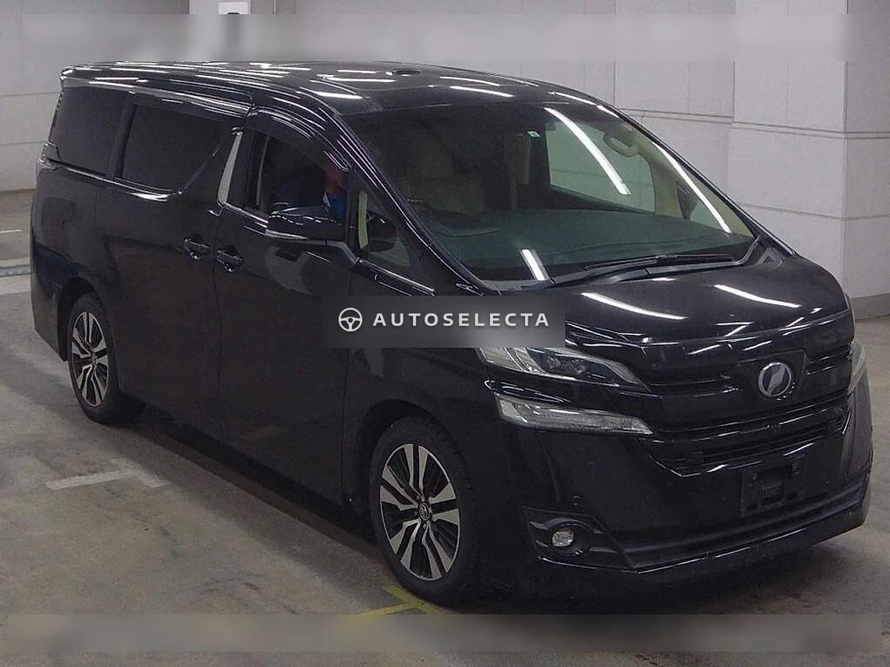 Toyota Vellfire 2016, photo 1 of 1