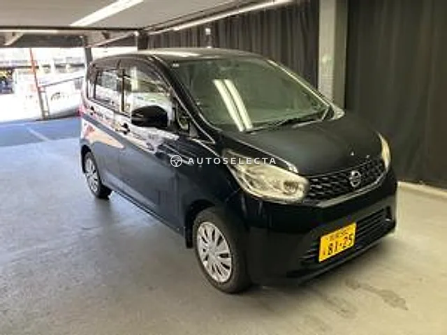 Nissan Dayz 2014, auction grade 3.5