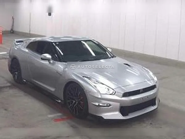 Nissan GT-R 2023, auction grade 5