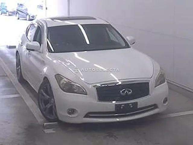 Nissan Fuga Type S 2010, auction grade 3.5