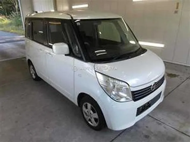 Nissan Roox 2009, auction grade 3