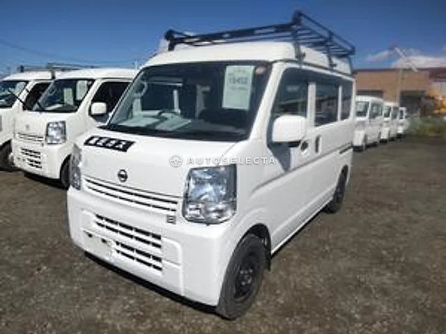 Nissan NV100 Clipper 2022, auction grade 3.5