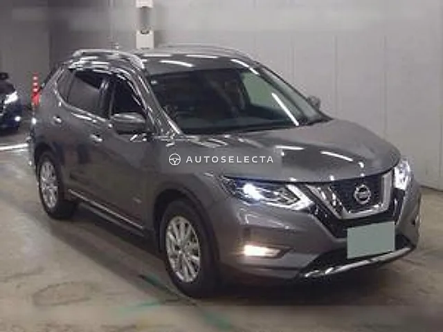Nissan X-Trail 2018, auction grade 3.5