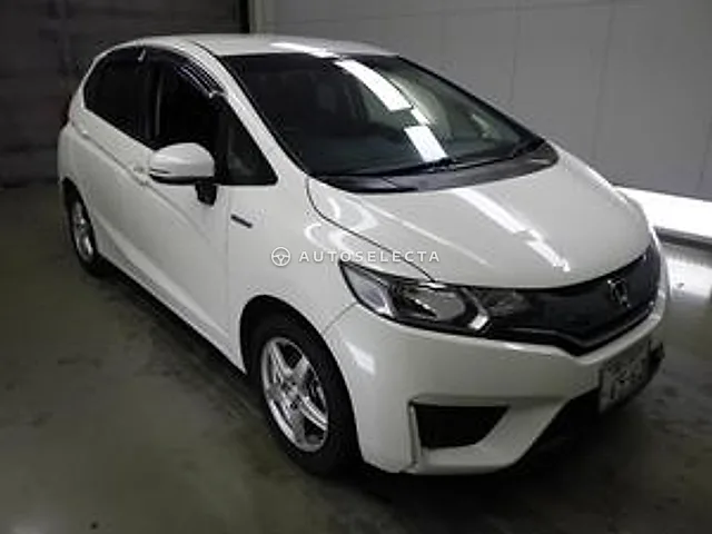 Honda Fit 2014, auction grade 3.5