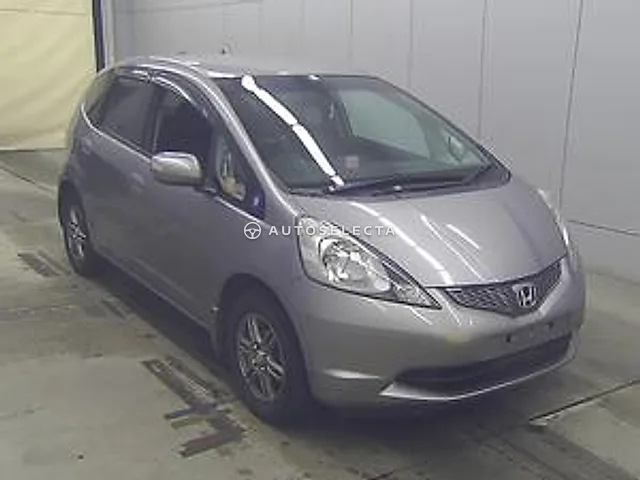 Honda Fit 2009, auction grade 3.5