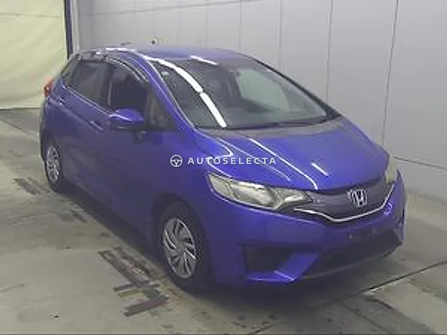 Honda Fit 2013, auction grade 3.5