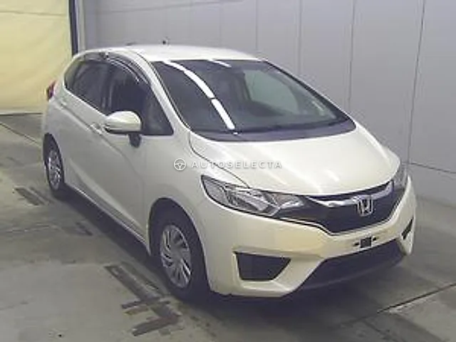 Honda Fit 2016, auction grade 3