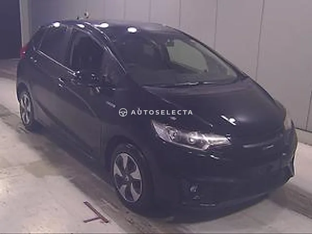 Honda Fit 2015, auction grade 3.5