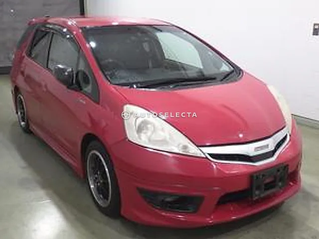 Honda Fit Shuttle 2011, auction grade 3.5