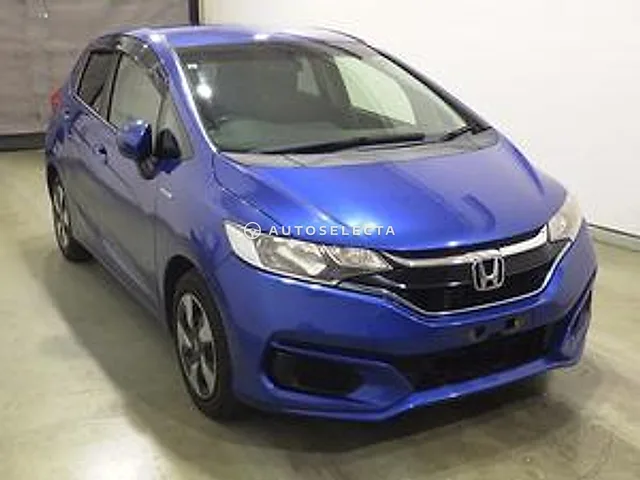 Honda Fit 2017, auction grade R