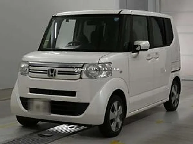 Honda N-BOX 2017, auction grade 4