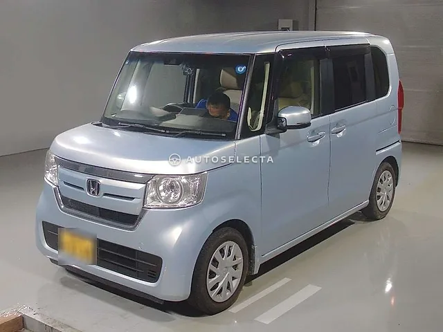 Honda N-BOX 2019, auction grade 4
