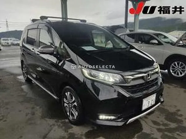Honda Freed+ 2022, auction grade 4.5
