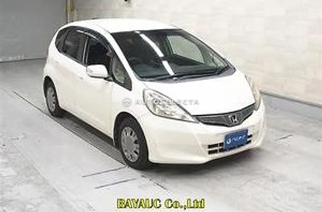 Honda Fit 2012, auction grade R