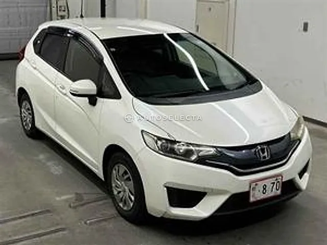 Honda Fit 2013, auction grade 4