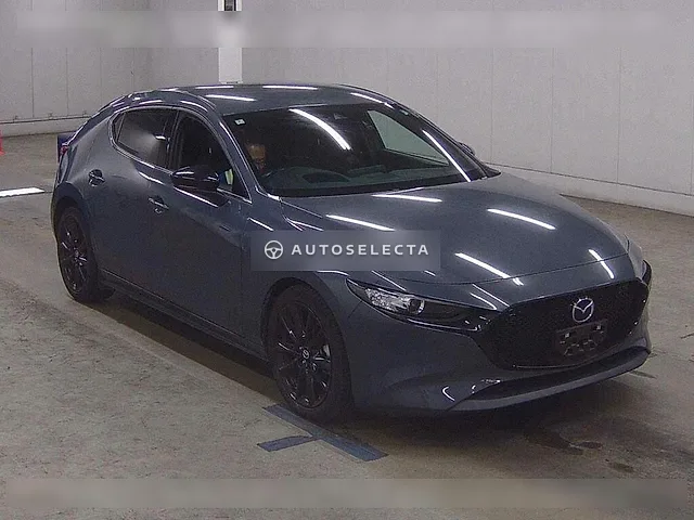 Mazda MAZDA3 Fastback 2022, auction grade 3.5