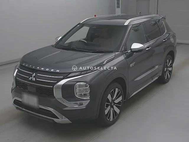Mitsubishi Outlander PHEV 2024, auction grade 5