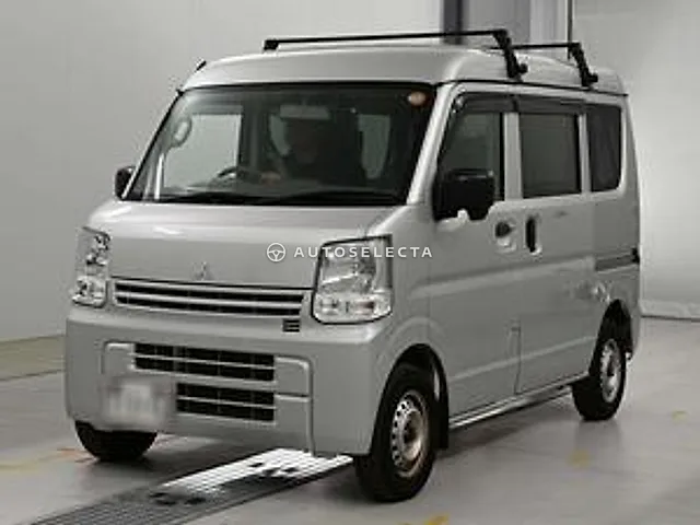 Mitsubishi Minicab 2023, auction grade 3.5
