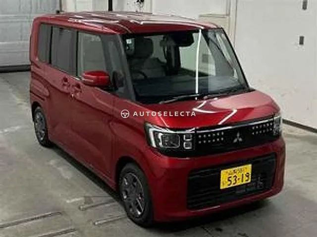 Mitsubishi eK Space 2025, auction grade 5