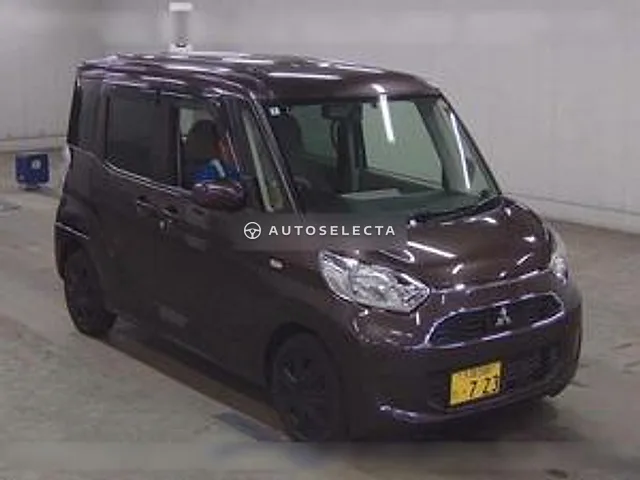 Mitsubishi eK Space 2018, auction grade 4