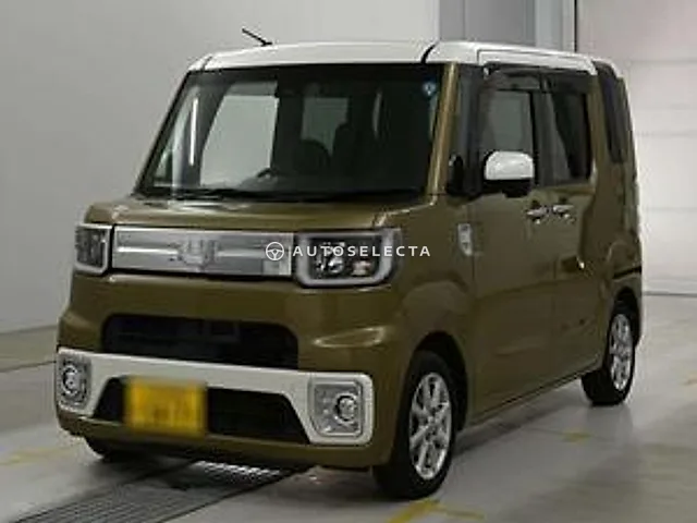 Daihatsu Wake 2016, auction grade 4