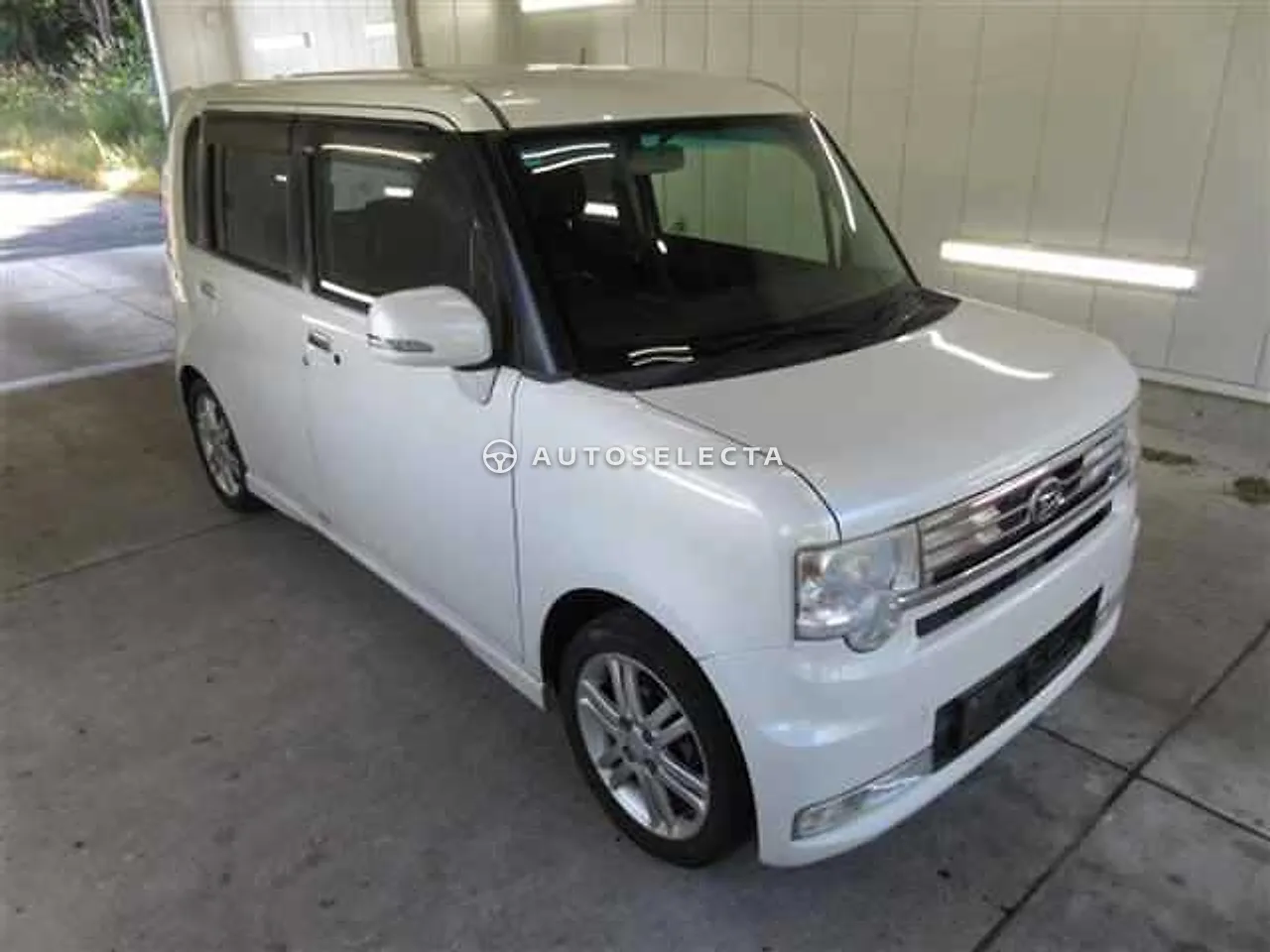 Daihatsu Move Conte 2012, photo 1 of 1