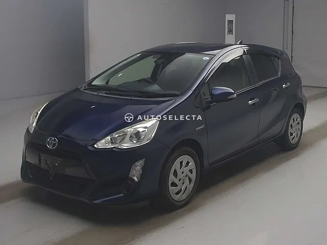 Toyota Aqua 2017, auction grade R