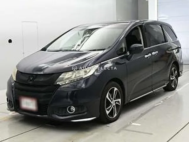 Honda Odyssey 2015, auction grade 3.5