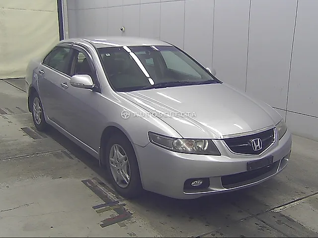 Honda Accord 2004, auction grade R