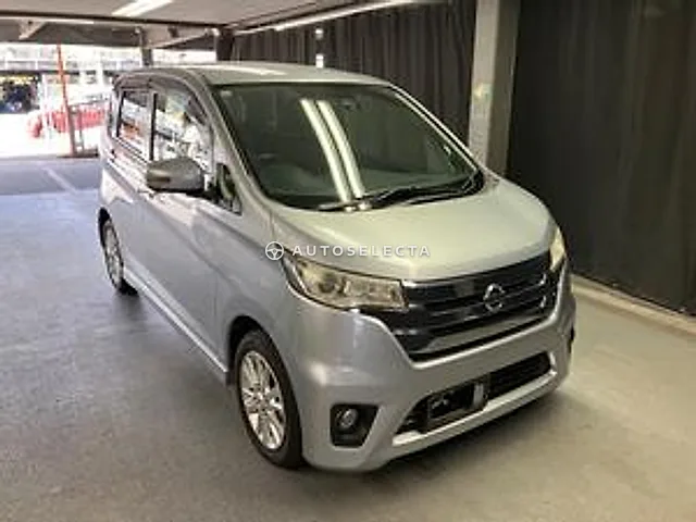 Nissan Dayz 2015, auction grade 3.5