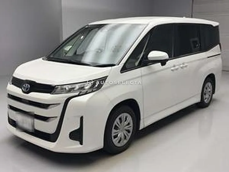 Toyota Noah 2024, photo 1 of 2