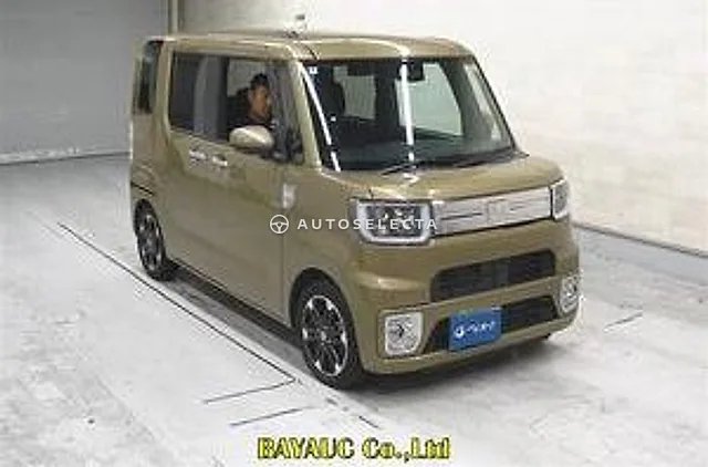 Daihatsu Wake 2022, auction grade 4