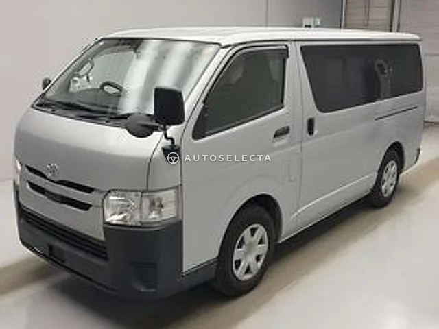 Toyota Hiace Van 2019, auction grade 3.5