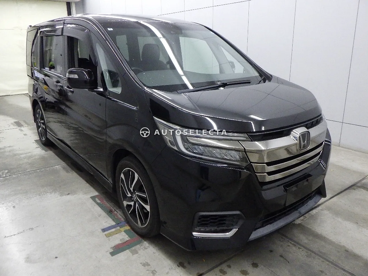 Honda Stepwgn Spada 2018, photo 1 of 11