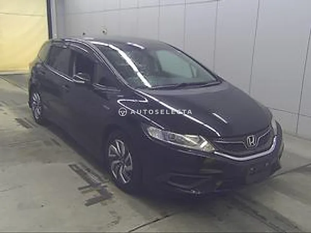 Honda Jade 2015, auction grade 3.5