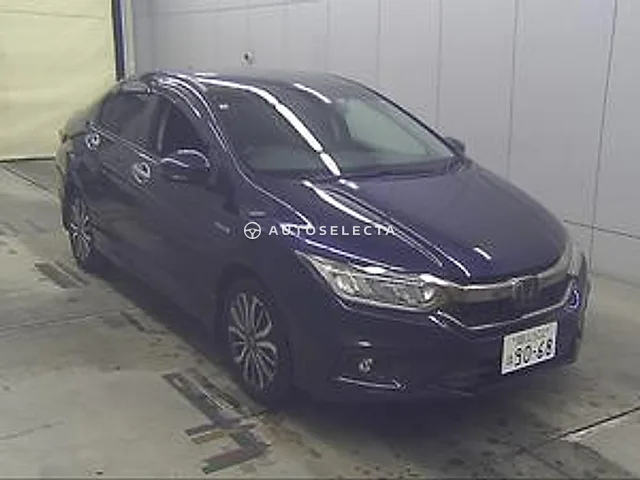 Honda Grace 2019, auction grade 4