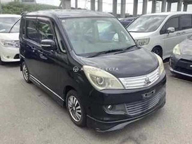 Mitsubishi Delica D:2 2011