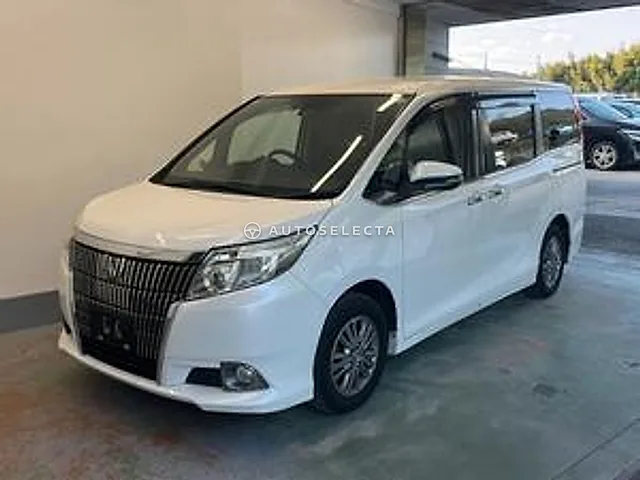 Toyota Esquire 2016, auction grade 3.5