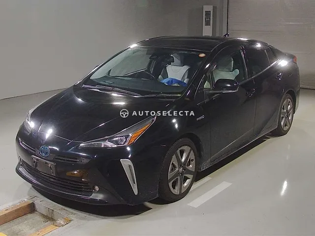 Toyota Prius 2019, auction grade 3.5