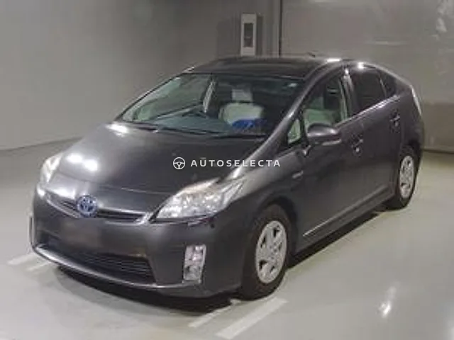 Toyota Prius 2011, auction grade 3.5