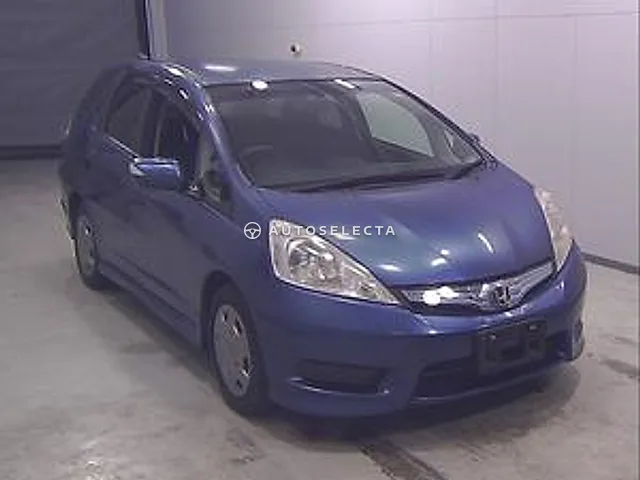 Honda Fit Shuttle 2011, auction grade 3
