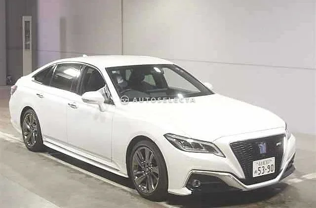 Toyota Crown Hybrid 2021, auction grade 4